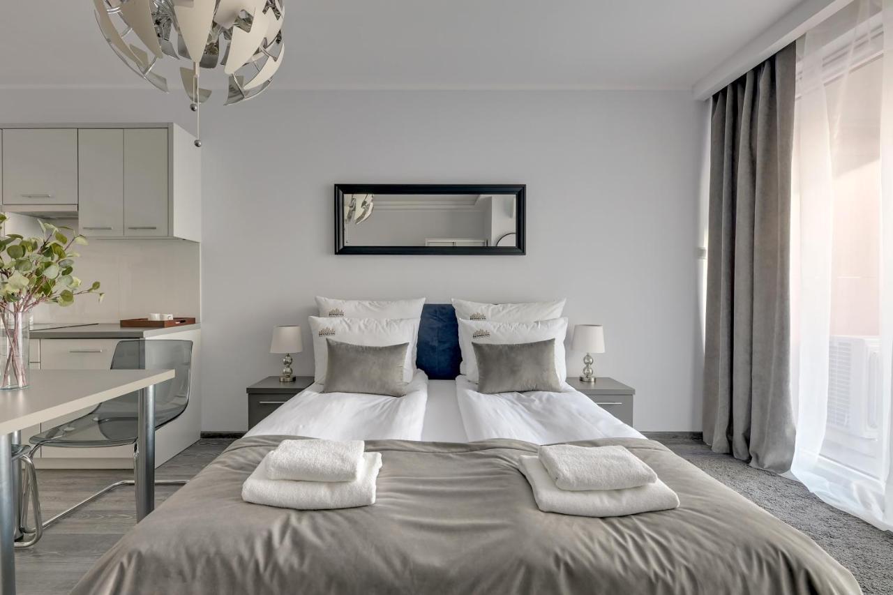 Downtown Apartments Sadova City Center & Parking Gdańsk Exterior foto