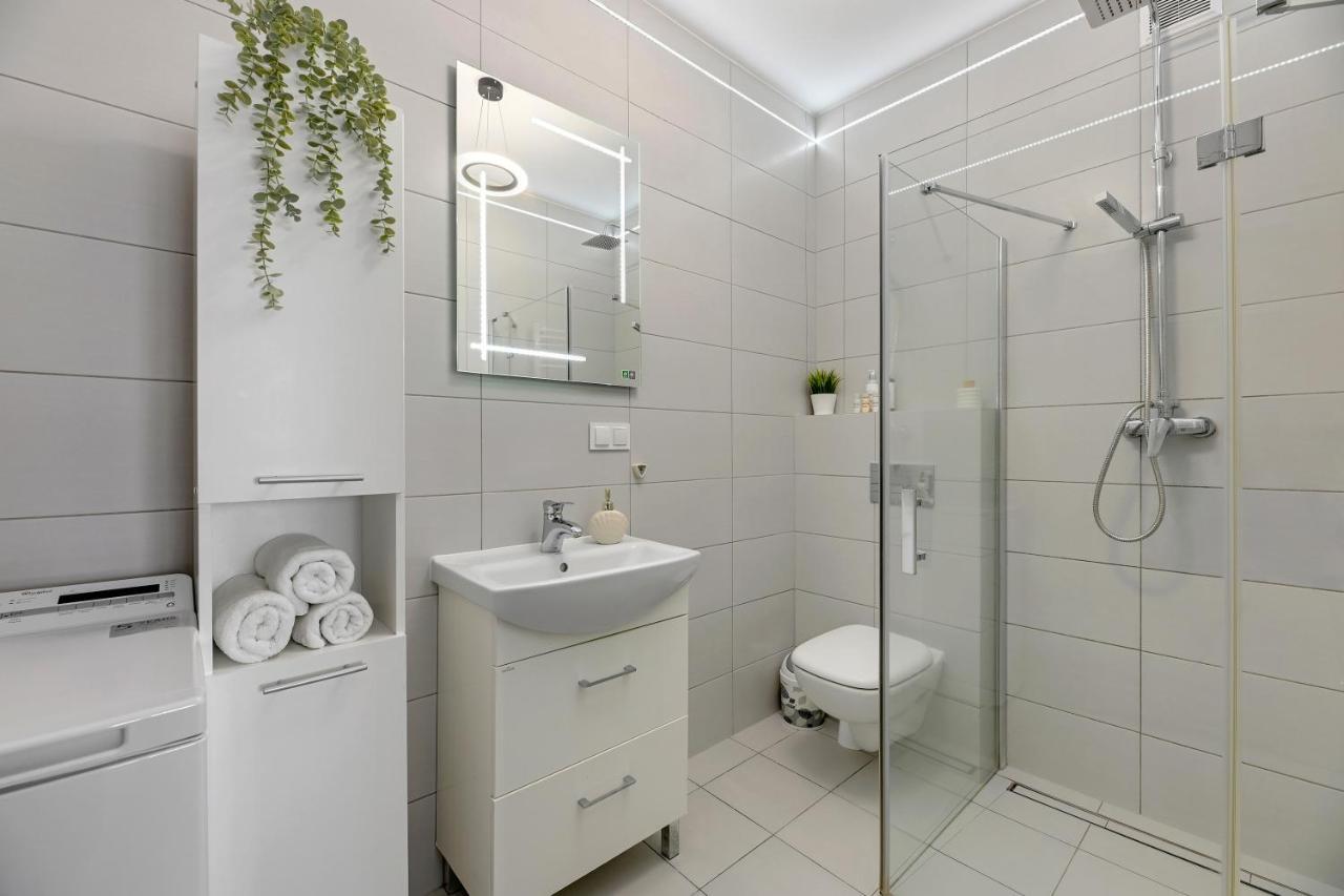 Downtown Apartments Sadova City Center & Parking Gdańsk Exterior foto